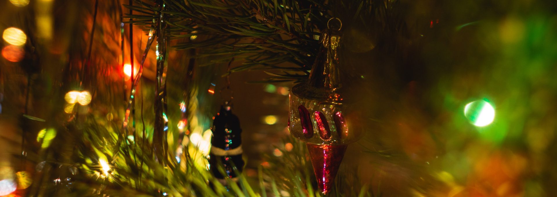 green christmas tree with string lights